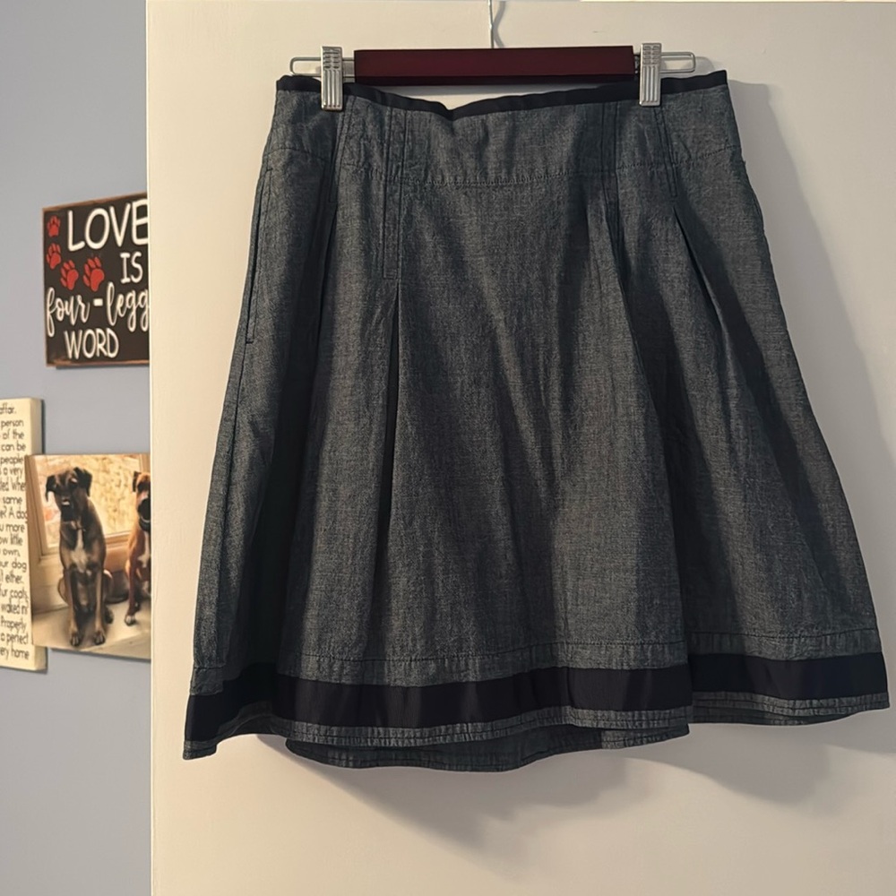 LL BEAN chambray skirt with navy ribbo accent